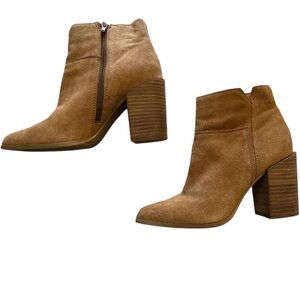 Nine West Tan Suede Booties- Size 7.5- Chunky Heel- Gently Worn